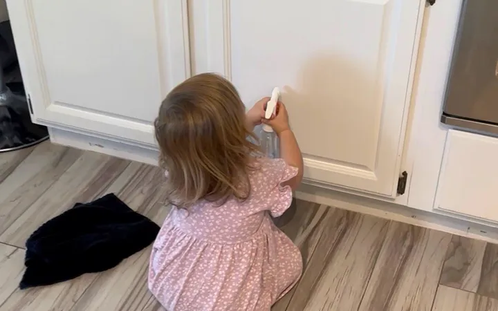 Spray Bottle Cabinet Cleaning: A 20-Minute Toddler Activity (Ages 2-4)